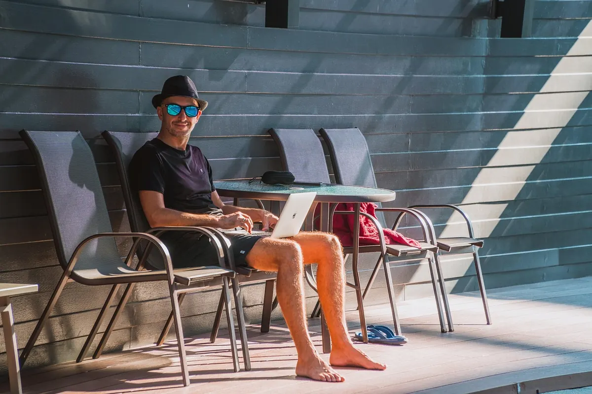 10 Common Mistakes New Digital Nomads Make